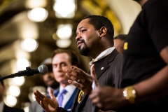 Sen. Street Rallies for SB942