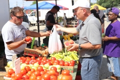 Sen. Costa Visits Wilkinsburg Farmers Market