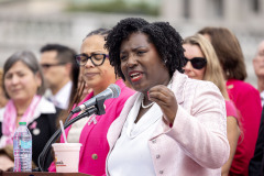 October 6, 2025: The PA Breast Cancer Coalition kicks off Breast Cancer Awareness Month with the PA Breast Cancer Coalition by turning the State Capitol East Wing Fountain pink! 