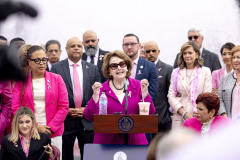 October 6, 2025: The PA Breast Cancer Coalition kicks off Breast Cancer Awareness Month with the PA Breast Cancer Coalition by turning the State Capitol East Wing Fountain pink! 