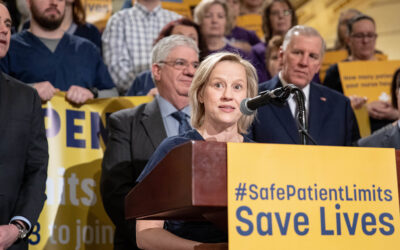 La senadora Collett reintroduce la Ley de Seguridad del Paciente para mejorar los cuidados y apoyar a las enfermeras de AP