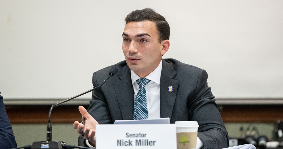 Senador Nick Miller