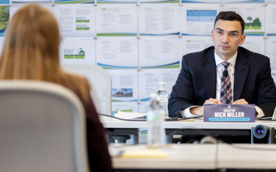 Miller, Pennycuick Bill to Protect Children from Harmful AI Chat Interactions Passes Senate