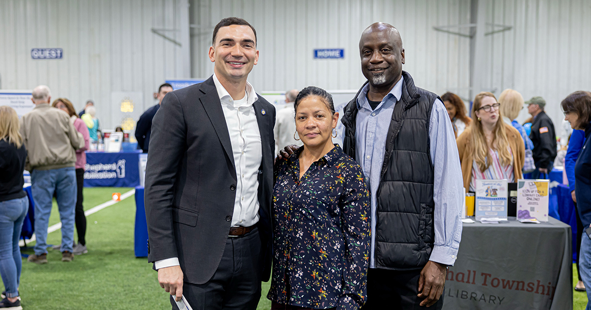 Senator Miller hosts Senior and Veterans Expo