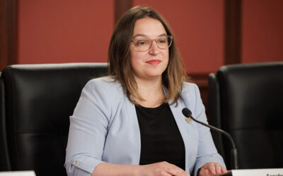Senator Lindsey Williams’ Bill to Reduce Barriers to Career and Tech Ed Clears Education Committee